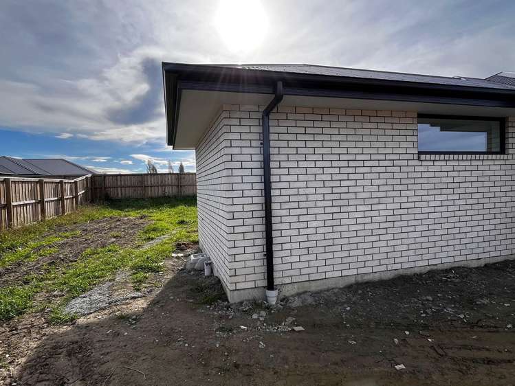 82 Nelson Street Elgin_2