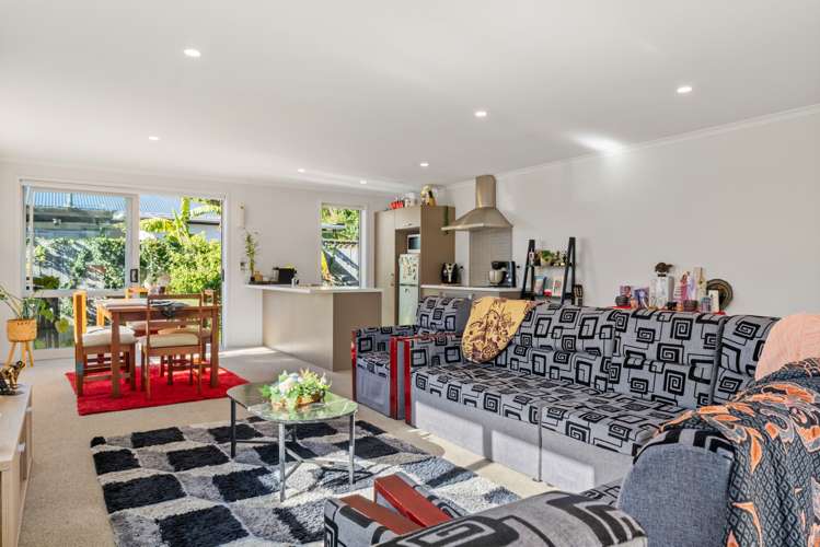 10 Himalayan Close Judea_3