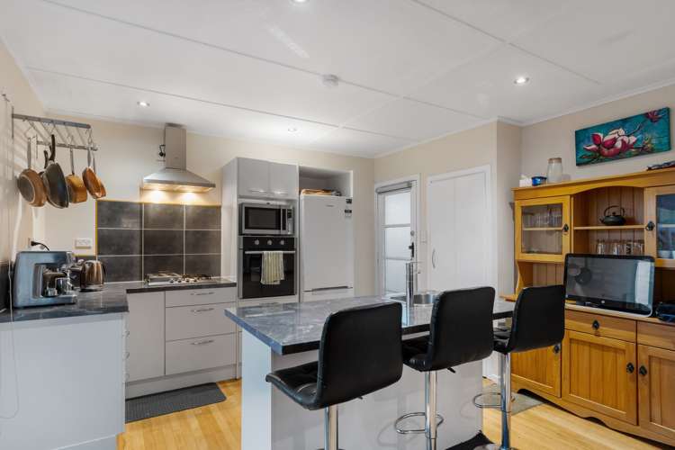 38 Racecourse Road Manunui_2