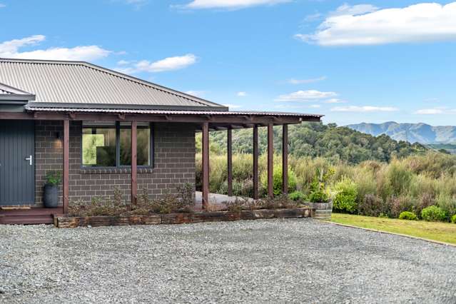 297 Fairview Drive Akatarawa_2