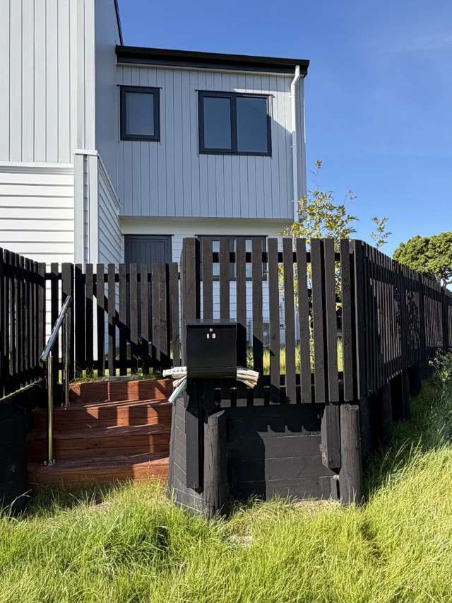 34B Hyperion Drive 10686_1