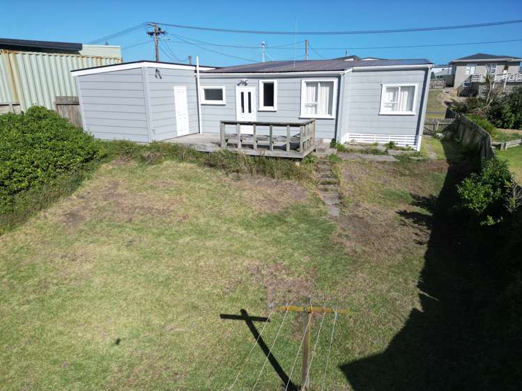 13 Nelson Street Foxton Beach_29