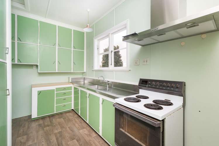 14 Belvedere Crescent Takaro_12