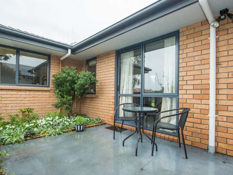 21 Newfield Drive Fairview Downs_12