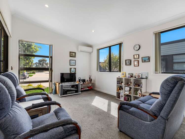 136/61 Golden Sands Drive Papamoa Beach_4