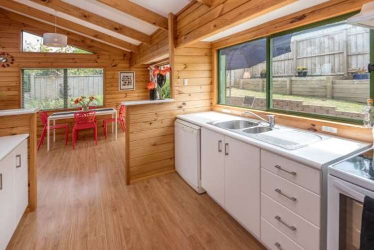 2/12 Howe Street Howick_5