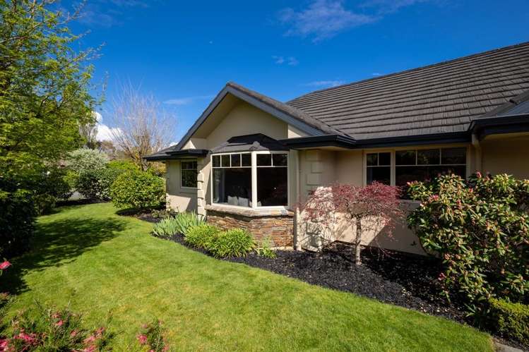 2 Aratia Way Richmond_21