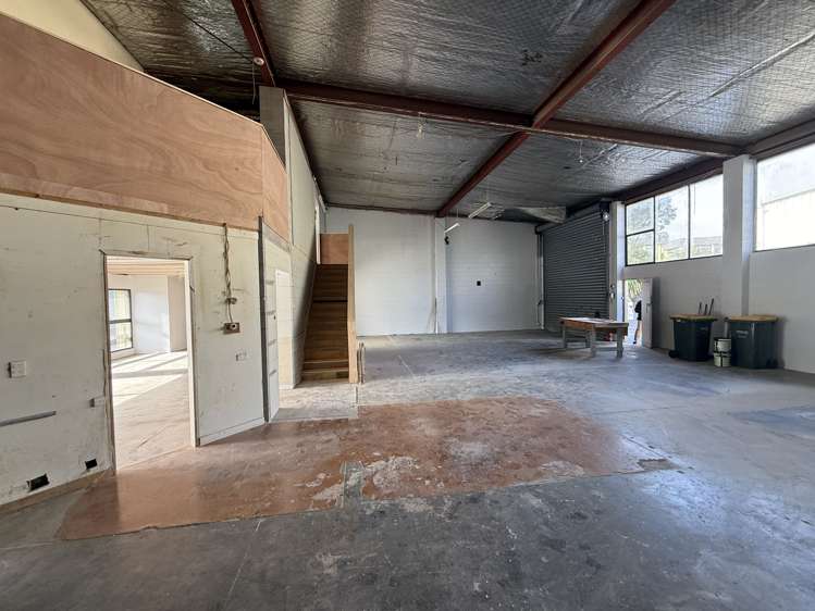 2/570 Swanson Road Ranui_6