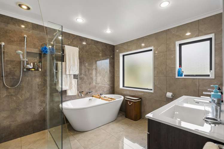 261 Wright Road Dairy Flat_16