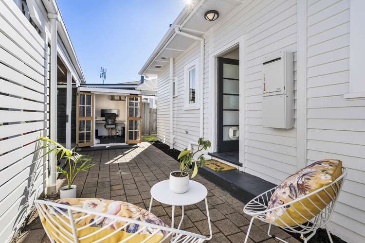 23 Ennismore Road Mount Albert_14