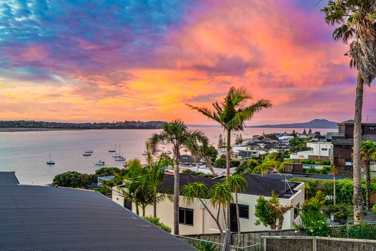 12 Bucklands Beach Road Bucklands Beach_4