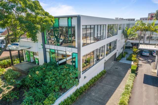 Level 1/132 Hurstmere Road Takapuna_1