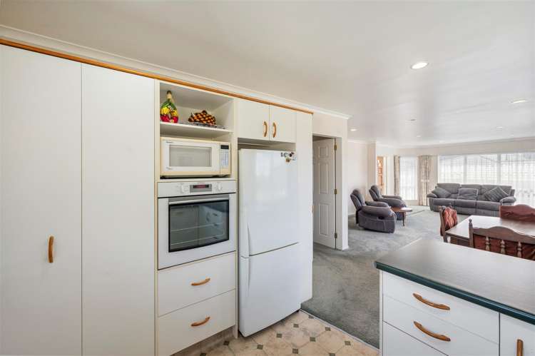 2B Hoyte Place Pukehangi_5