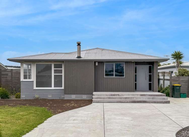 12 Hart Street Foxton Beach_22