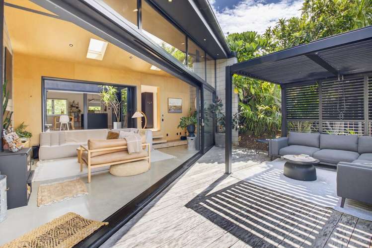 12 Ridge Road Oneroa_19