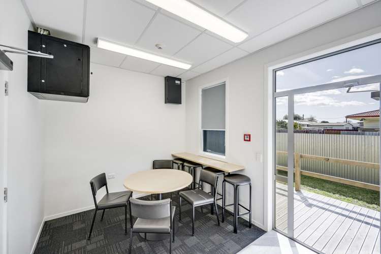 10 Murray Place Camberley_6