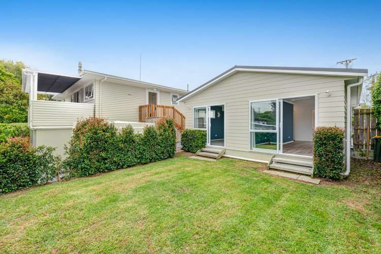 1 Poplar Road Stanmore Bay_26