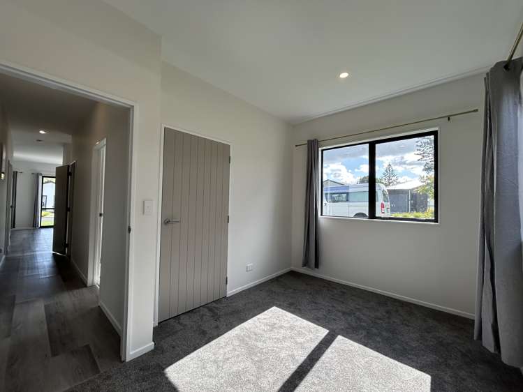 8 Rongomai Helensville_13
