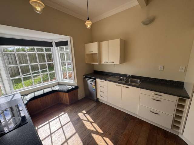  27 Tawa Terrace Tawa_3