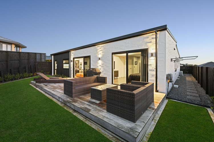 22 Maanihi Drive Rototuna North_25