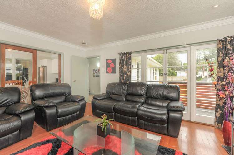 124 Portage Road New Lynn_10