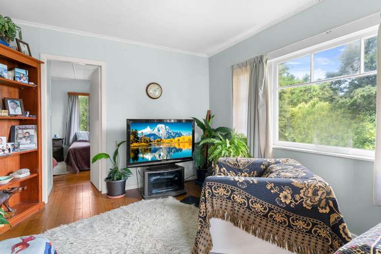 43B Hook Road Paparoa_15