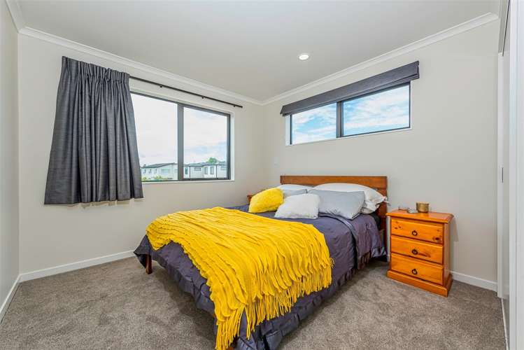 2 Silvereye Road Hobsonville_21