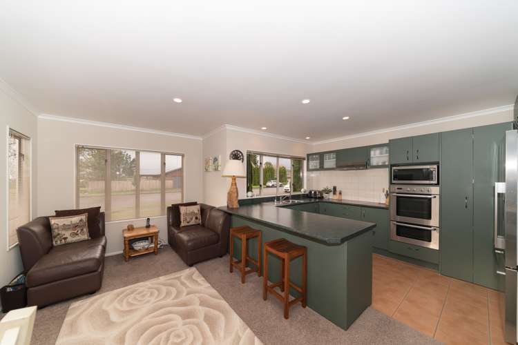 50 Pacific Drive Fitzherbert_5