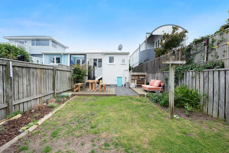 23 Trent Street Island Bay_11