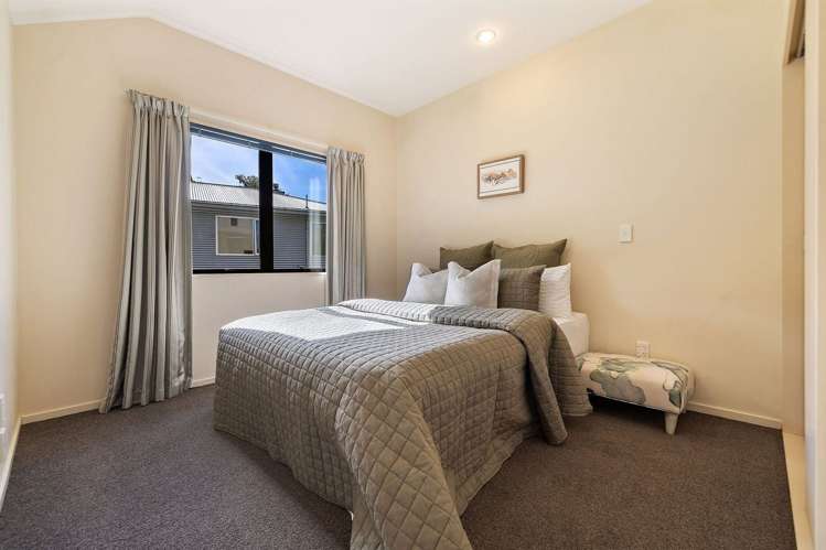 37 Larch Hill Place Queenstown_12