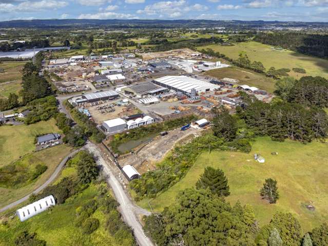 Contractors yard plus buildings