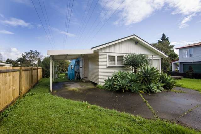 44 Queen Mary Avenue New Lynn_2