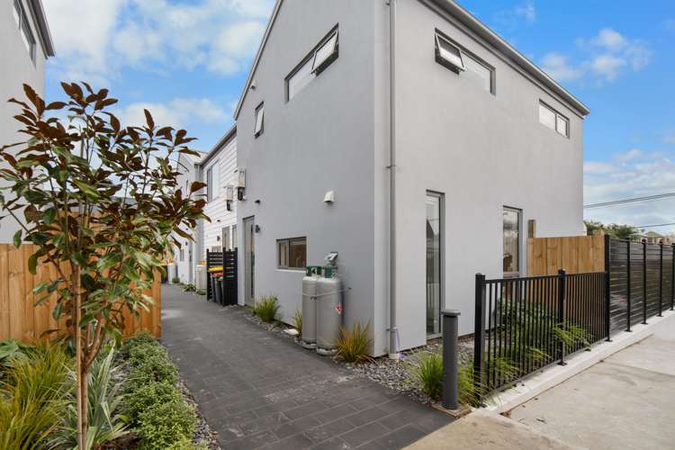 1/540 Armagh Street Linwood_11