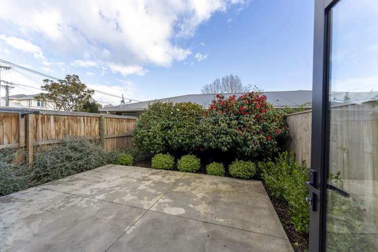 2/17 Hornbrook Street Waltham_7