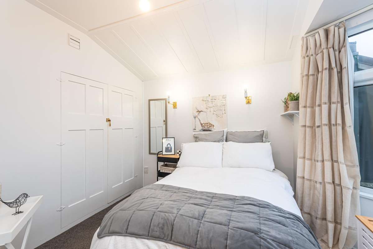 3a Mclellan Place_3