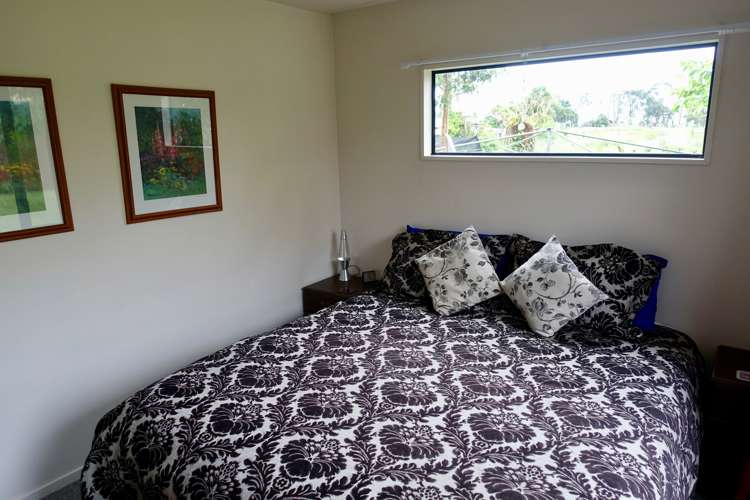 21 Wharf Road Karamea_16