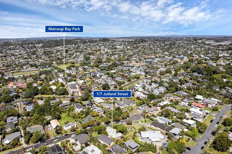 1/7 Jutland Street Mairangi Bay_25