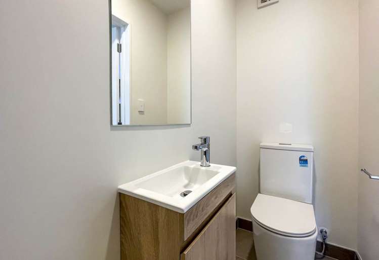 4/36 Edmonton Road Henderson_6