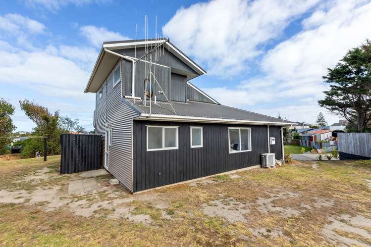 16A Karaka Street Otaki Beach_29