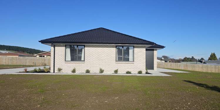 8 Kahikatea Drive_0