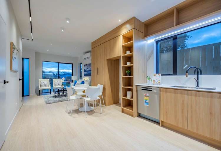 4/25 Titoki Street Te Atatu Peninsula_6