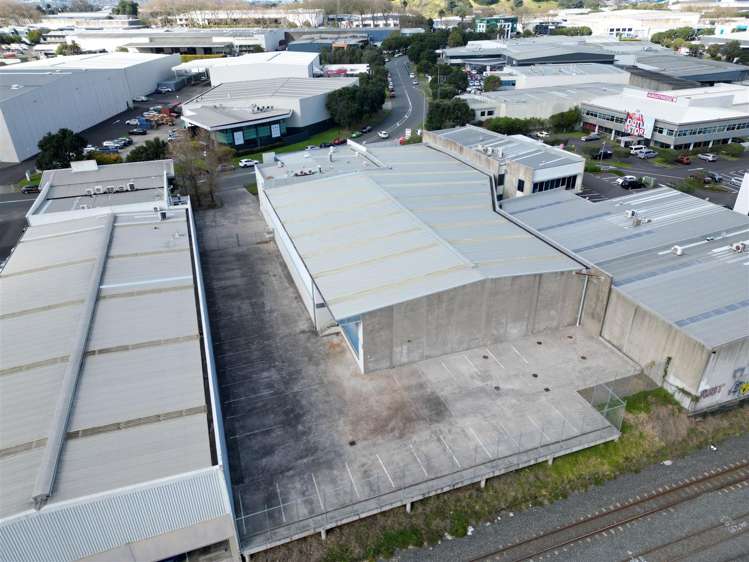 32 Vestey Drive Mount Wellington_7