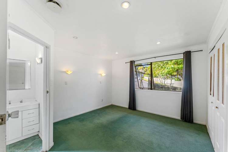 20 Pallister Drive Hillsborough_14