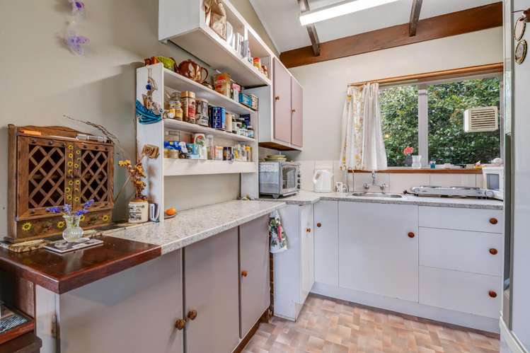 4 Miro Street Helensville_11