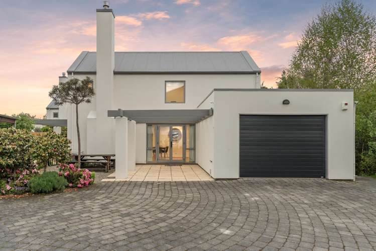 13 Meadowbrook Place Wanaka_1