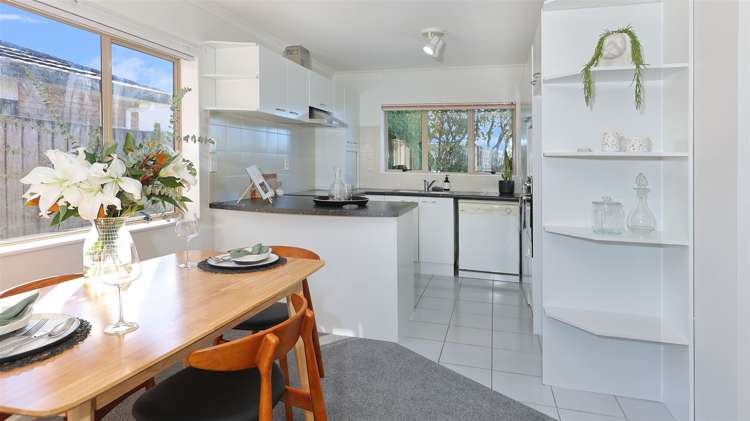 40 Basra Drive Henderson_8