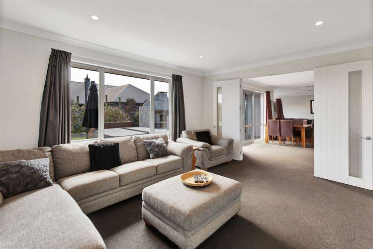 8 Simms Lane West Melton_8