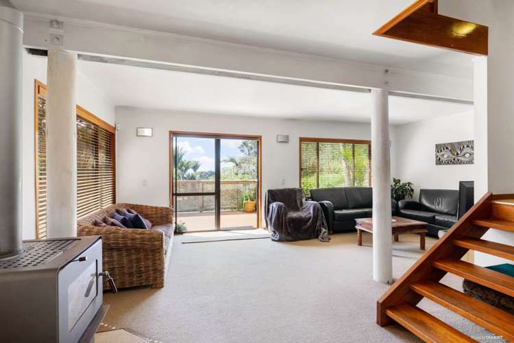 23 Warner Park Avenue Laingholm_10