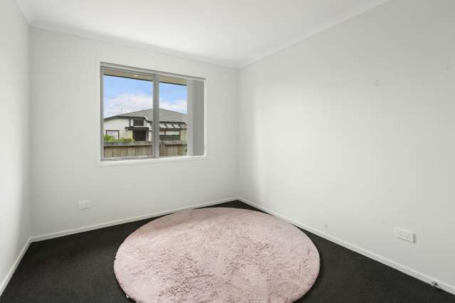 8 Eastbank Drive Katikati_4