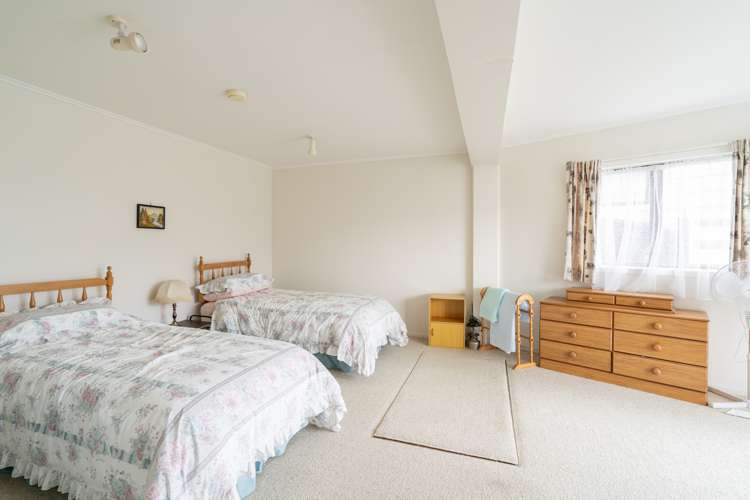 1 Gladstone Grove Richmond Heights_13